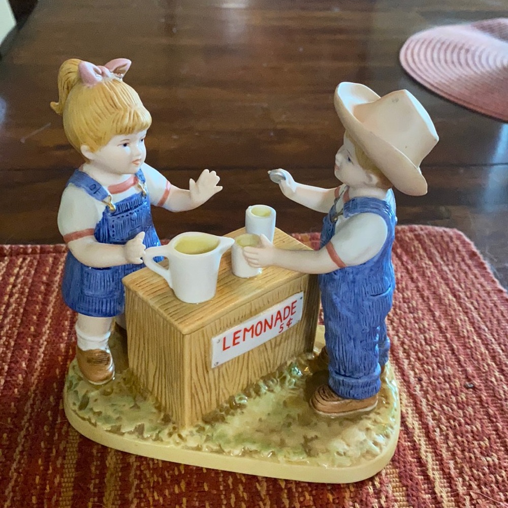 Denim Days figurine